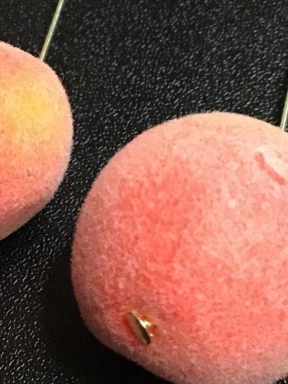 drop earrings statement fruit - Picture 2 of 3